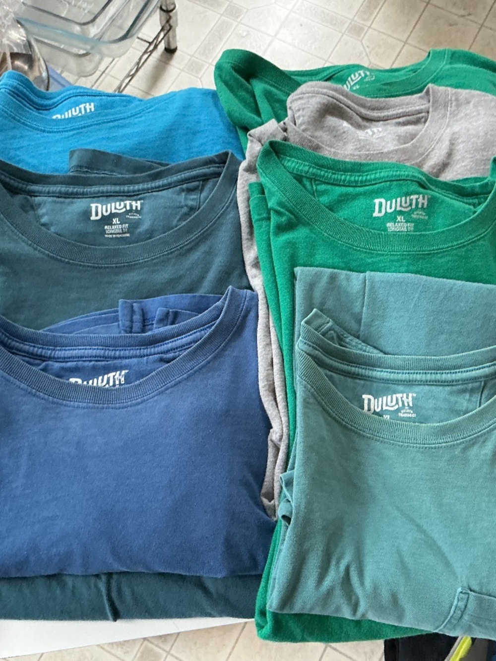 7 Duluth tee shirts size xlarge